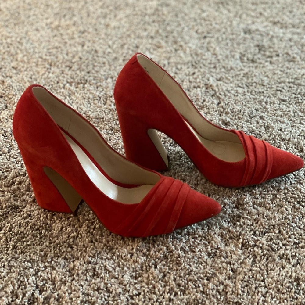 Burnt orange heel